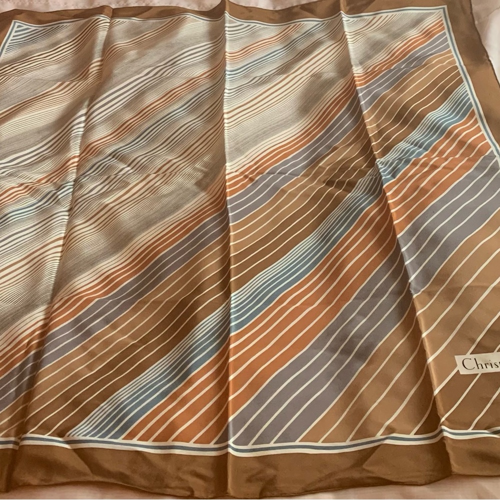 CRISTIAN DIOR SCARF